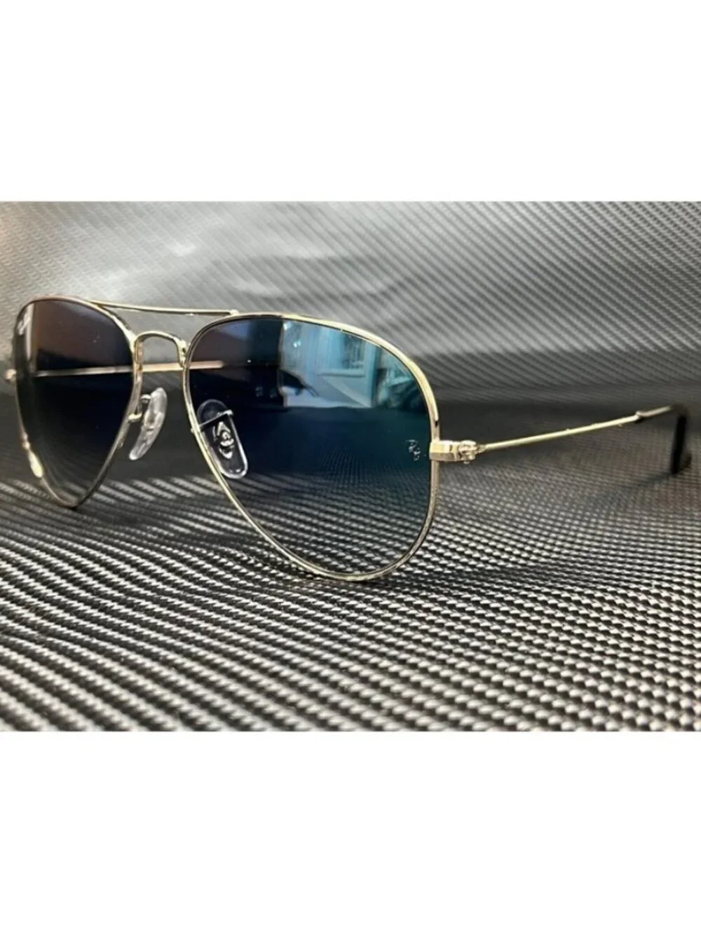 New Ray-Ban Men  Silver Sunglasses  62- 14- 140